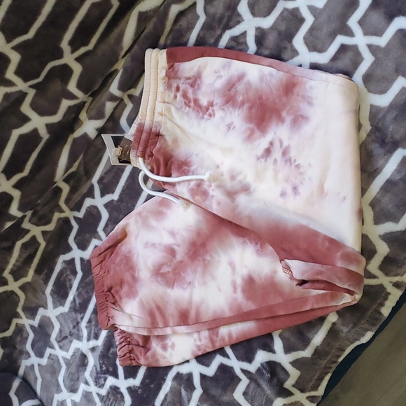 NWT HAYDEN WOMEN TYE DYE SWEATPANTS - Picture 2 of 3